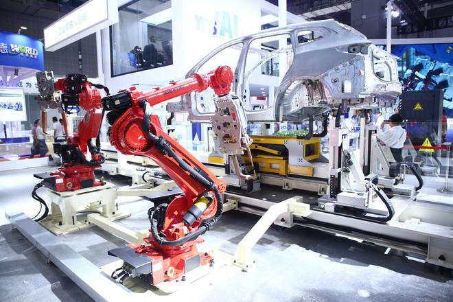 汽車產(chǎn)業(yè)高端化轉(zhuǎn)型 智能制造裝備驅(qū)動產(chǎn)業(yè)升級新引擎